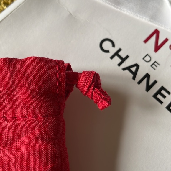 Red very pretty Chanel Pouch - Picture 5 of 7